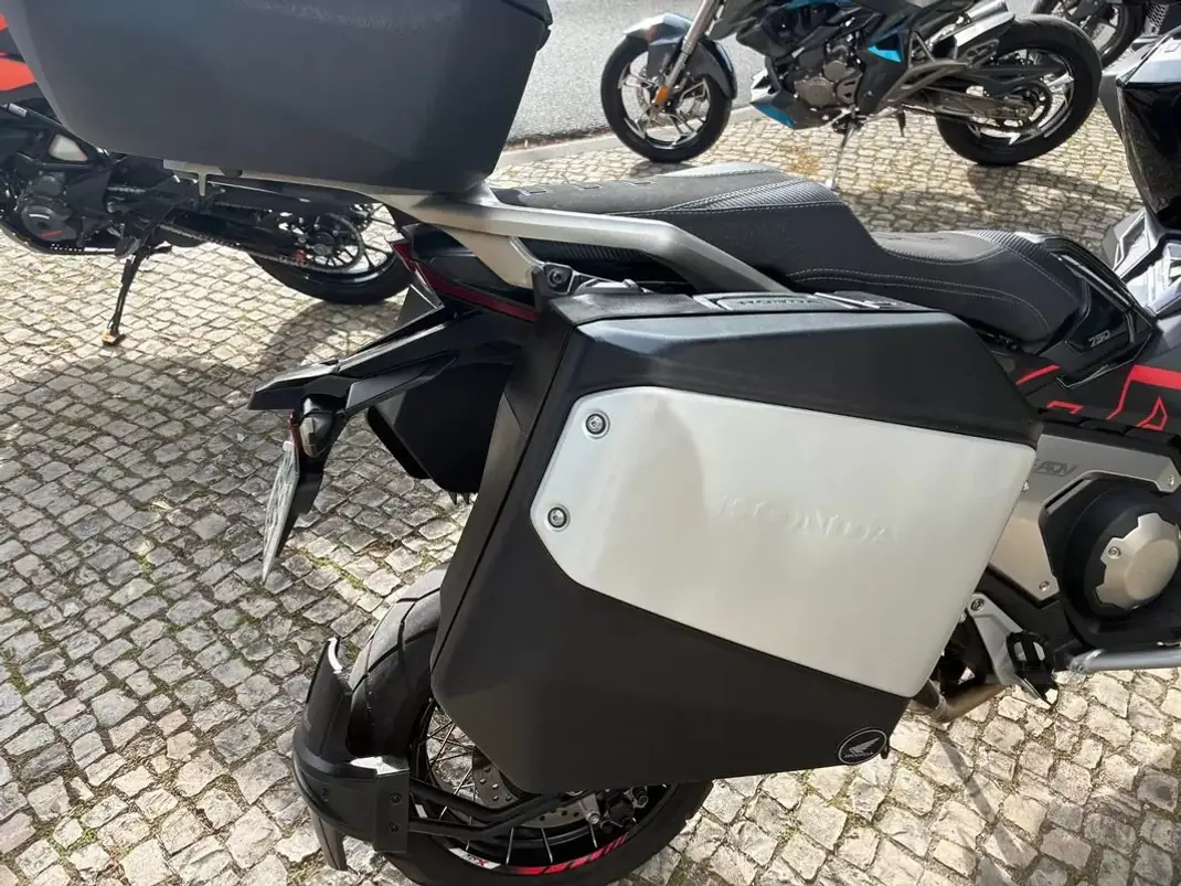 Honda NC750X 2024 - 12650 EUR, 8708 km - AUTO.MOTO.pt - 8708km - foto 17 de 20