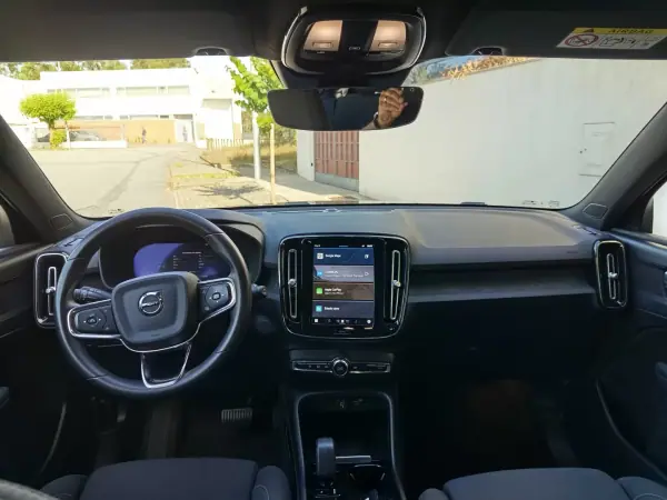 Volvo XC 40 2023 - 30750 EUR, 35600 km - 35600km - foto 14 de 18
