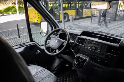 Ford Transit Custom L1 2.0 TDCI H1 2008 - 17900 EUR, 153460 km - AUTO.MOTO.pt - 153460km - foto 25 de 27