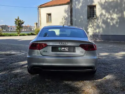 Audi A5 Sportback 2014 - 18350 EUR, 179000 km - AUTO.MOTO.pt - 179000km - foto 8 de 11