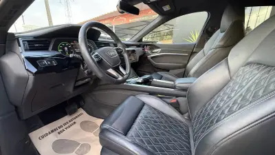 Audi e-tron Sportback 2022 - 39990 EUR, 82000 km - 82000km - foto 36 de 45