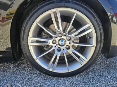 BMW 320 2011 - 17900 EUR, 109602 km - 109602km - foto 34 de 47