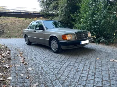 Mercedes-Benz 190 1993 - 14900 EUR, 41200 km - 41200km - foto 36 de 40