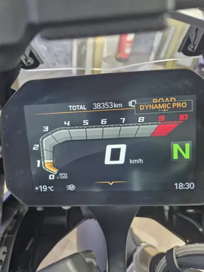BMW R 1200 GS Adventure 2018 - 16000 EUR, 38000 km - AUTO.MOTO.pt - 38000km - foto 28 de 43