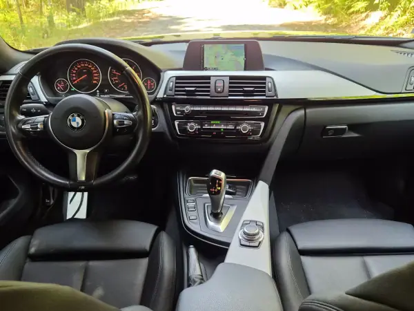 BMW 418 Gran Coupé 2015 - 17900 EUR, 250000 km - AUTO.MOTO.pt - 250000km - foto 14 de 22