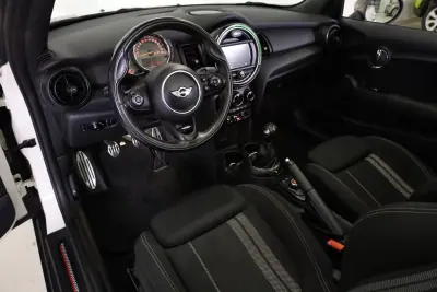 MINI One 2018 - 18950 EUR, 84859 km - AUTO.MOTO.pt - 84859km - foto 5 de 43