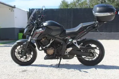 Honda CBR1000RR ABS 2018 - 6400 EUR, 26900 km - AUTO.MOTO.pt - 26900km - foto 7 de 34