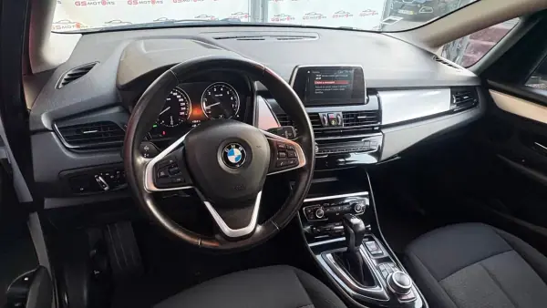 BMW 225xe Active Tourer 2020 - 16900 EUR, 125000 km - AUTO.MOTO.pt - 125000km - foto 9 de 12