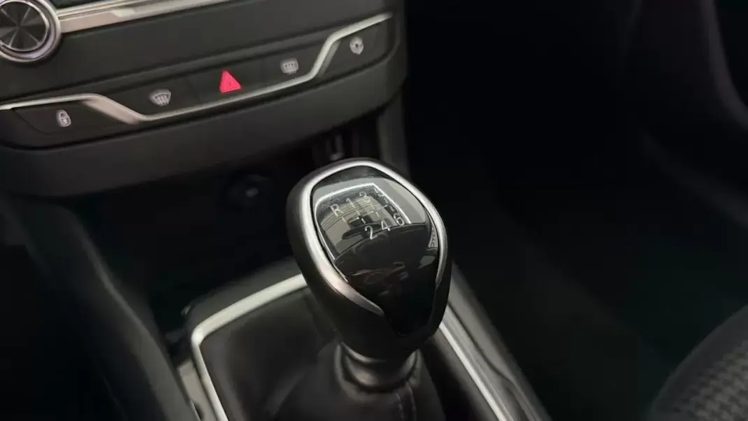 Peugeot 308 SW 2020 - 11990 EUR, 153706 km - AUTO.MOTO.pt - 153706km - foto 19 de 34