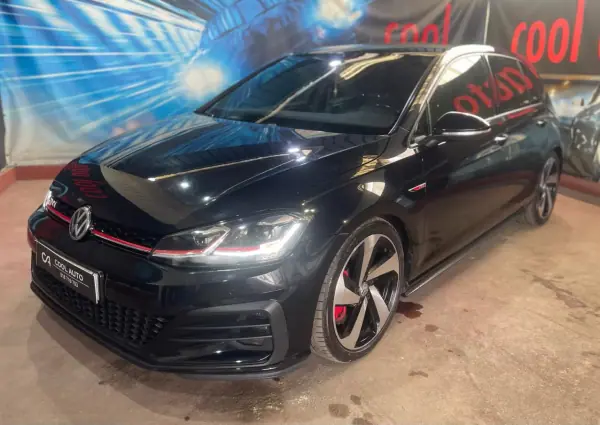 Volkswagen Golf 2019 - 30500 EUR, 106000 km - AUTO.MOTO.pt - 106000km - foto 9 de 47