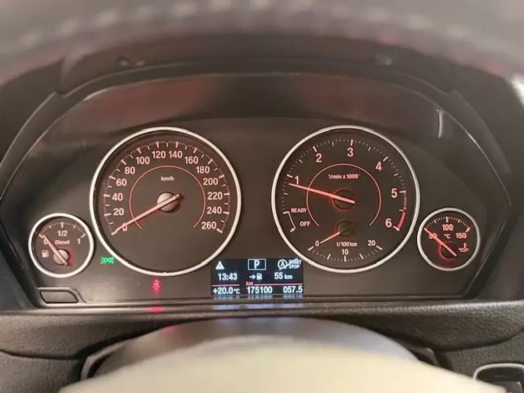 BMW 418 Gran Coupé 2016 - 20750 EUR, 175100 km - AUTO.MOTO.pt - 175100km - foto 11 de 13