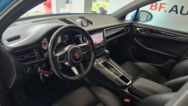 Porsche Macan 2018 - 46900 EUR, 189996 km - AUTO.MOTO.pt - 189996km - foto 40 de 56
