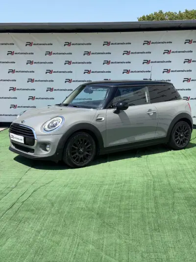 MINI Cooper 2017 - 12500 EUR, 173200 km - AUTO.MOTO.pt - 173200km - foto 4 de 25