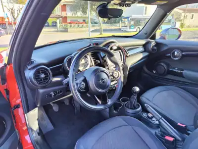 MINI Cooper 2019 - 16990 EUR, 115123 km - AUTO.MOTO.pt - 115123km - foto 7 de 12