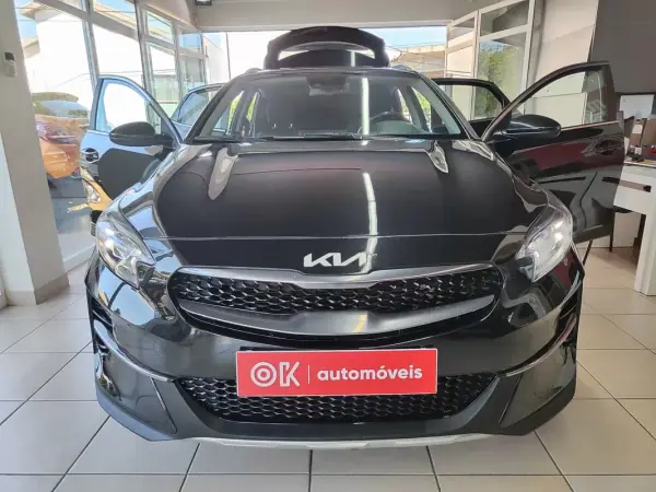 Kia XCeed 2022 - 17500 EUR, 68000 km - AUTO.MOTO.pt - 68000km - foto 20 de 37