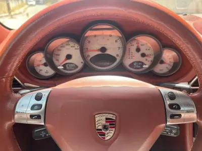 Porsche 911 2007 - 57000 EUR, 127289 km - 127289km - foto 22 de 37