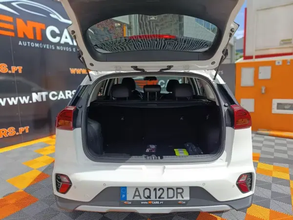 Kia Niro 2022 - 19250 EUR, 130477 km - 130477km - foto 23 de 23