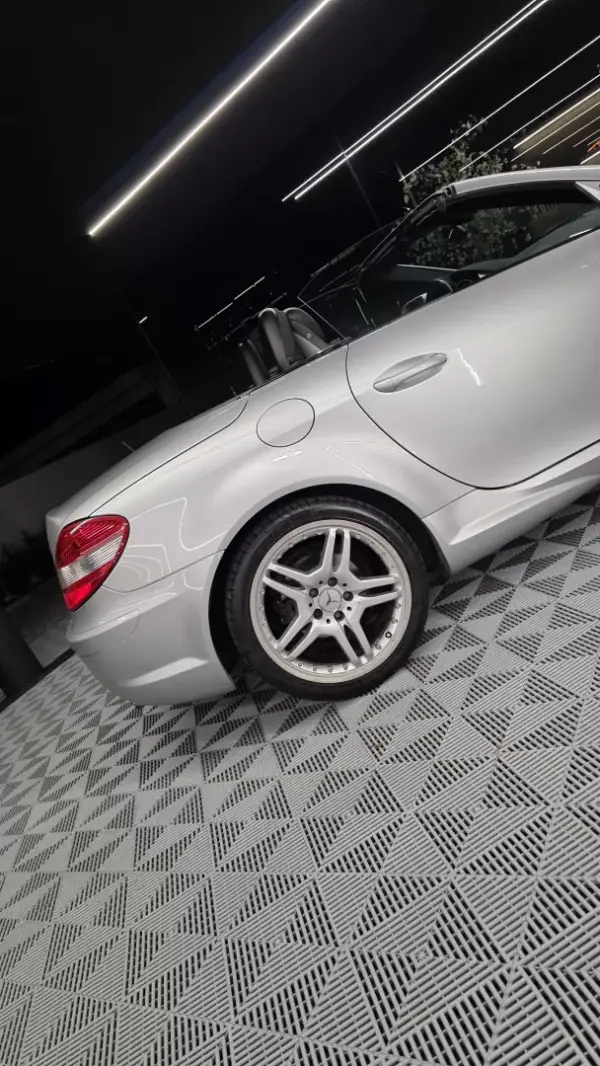 Mercedes-Benz SLK 200 2004 - 16750 EUR, 124000 km - AUTO.MOTO.pt - 124000km - foto 12 de 24