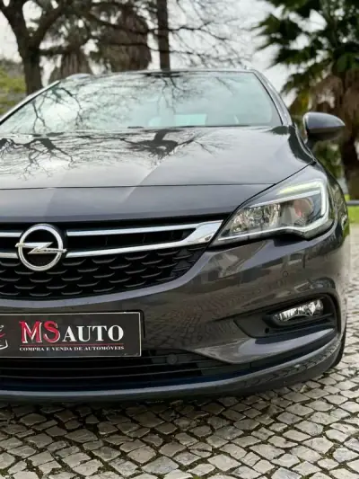 Opel Astra Sports Tourer 2016 - 10990 EUR, 127900 km - AUTO.MOTO.pt - 127900km - foto 28 de 35