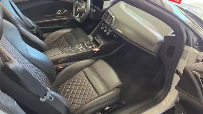 Audi R8 Spyder 2019 - 159500 EUR, 33515 km - 33515km - foto 53 de 59