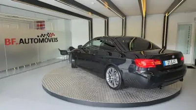 BMW 320 2010 - 16900 EUR, 194446 km - 194446km - foto 3 de 49