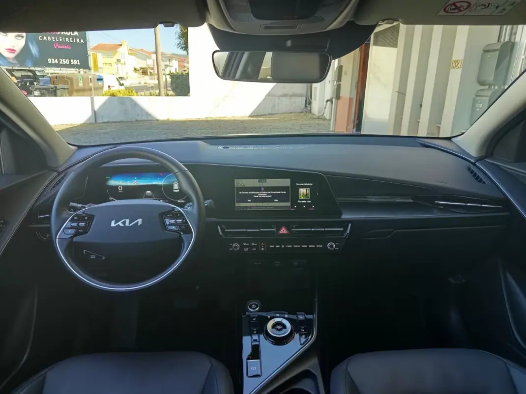 Kia e-Niro 2023 - 28490 EUR, 18622 km - 18622km - foto 14 de 17