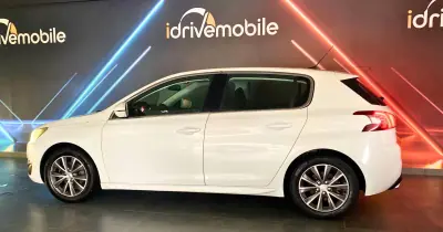 Peugeot 308 2014 - 8990 EUR, 180724 km - AUTO.MOTO.pt - 180724km - foto 10 de 34