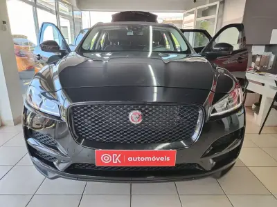 Jaguar F-Pace 2017 - 19750 EUR, 156000 km - AUTO.MOTO.pt - 156000km - foto 22 de 43