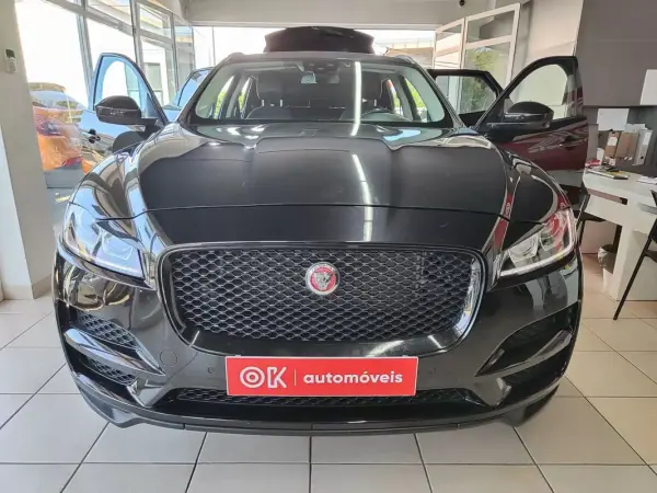 Jaguar F-Pace 2017 - 19750 EUR, 156000 km - AUTO.MOTO.pt - 156000km - foto 22 de 43
