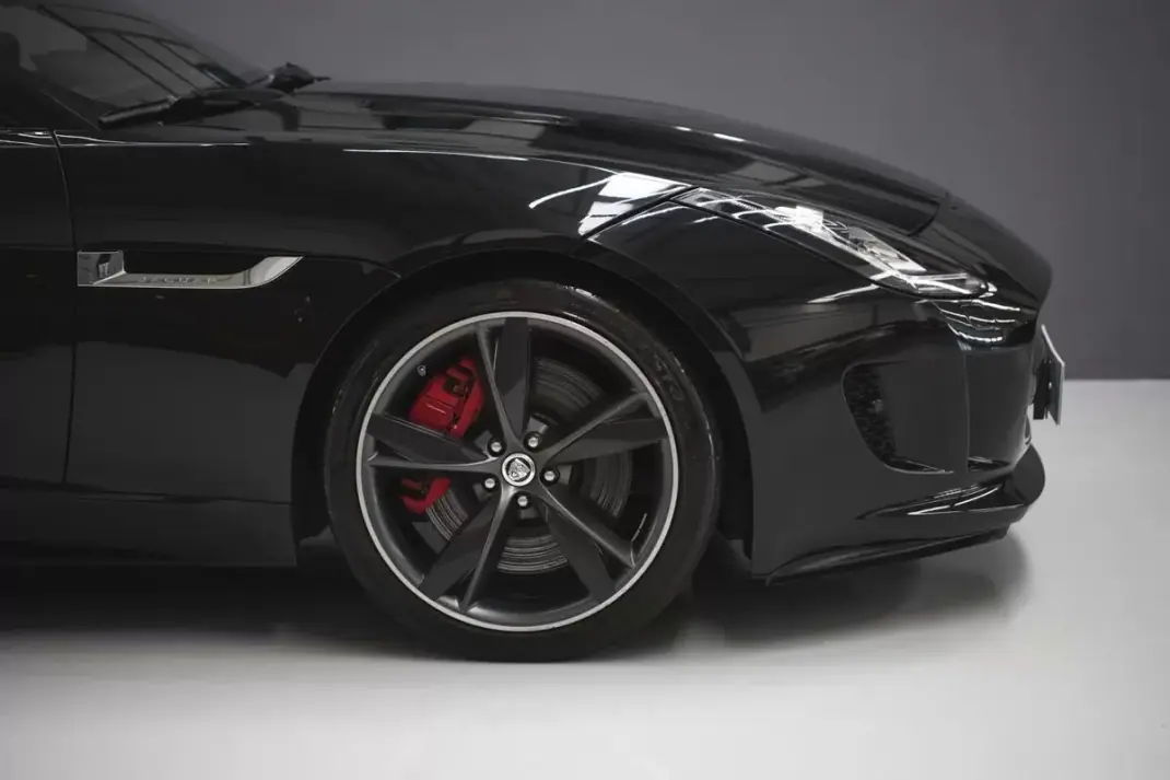 Jaguar F-Type 2013 - 68500 EUR, 36550 km - AUTO.MOTO.pt - 36550km - foto 4 de 34