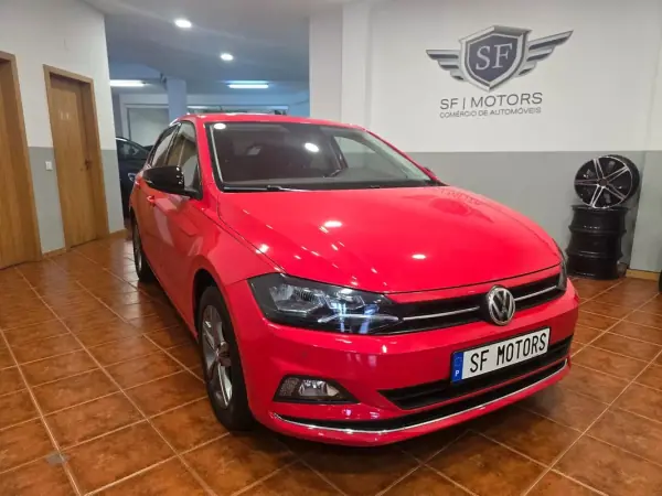 Volkswagen Polo 2018 - 14480 EUR, 138507 km - AUTO.MOTO.pt - 138507km - foto 2 de 45