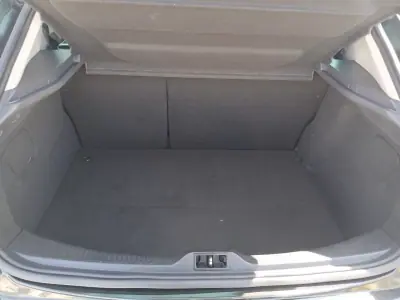 Renault Mégane 2010 - 7800 EUR, 122607 km - AUTO.MOTO.pt - 122607km - foto 29 de 29