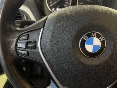 BMW 116 2015 - 12450 EUR, 215000 km - AUTO.MOTO.pt - 215000km - foto 18 de 29