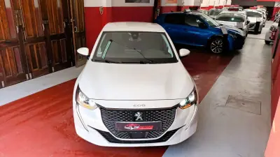 Peugeot e-208 2020 - 20490 EUR, 46617 km - AUTO.MOTO.pt - 46617km - foto 20 de 70