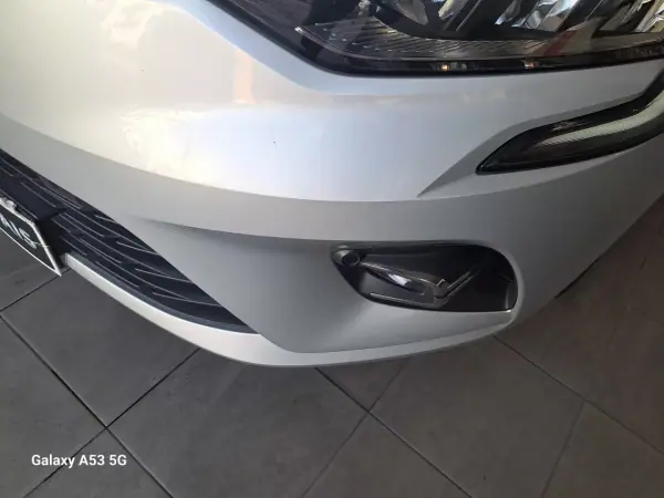 Renault Clio 2020 - 13990 EUR, 75586 km - AUTO.MOTO.pt - 75586km - foto 6 de 22