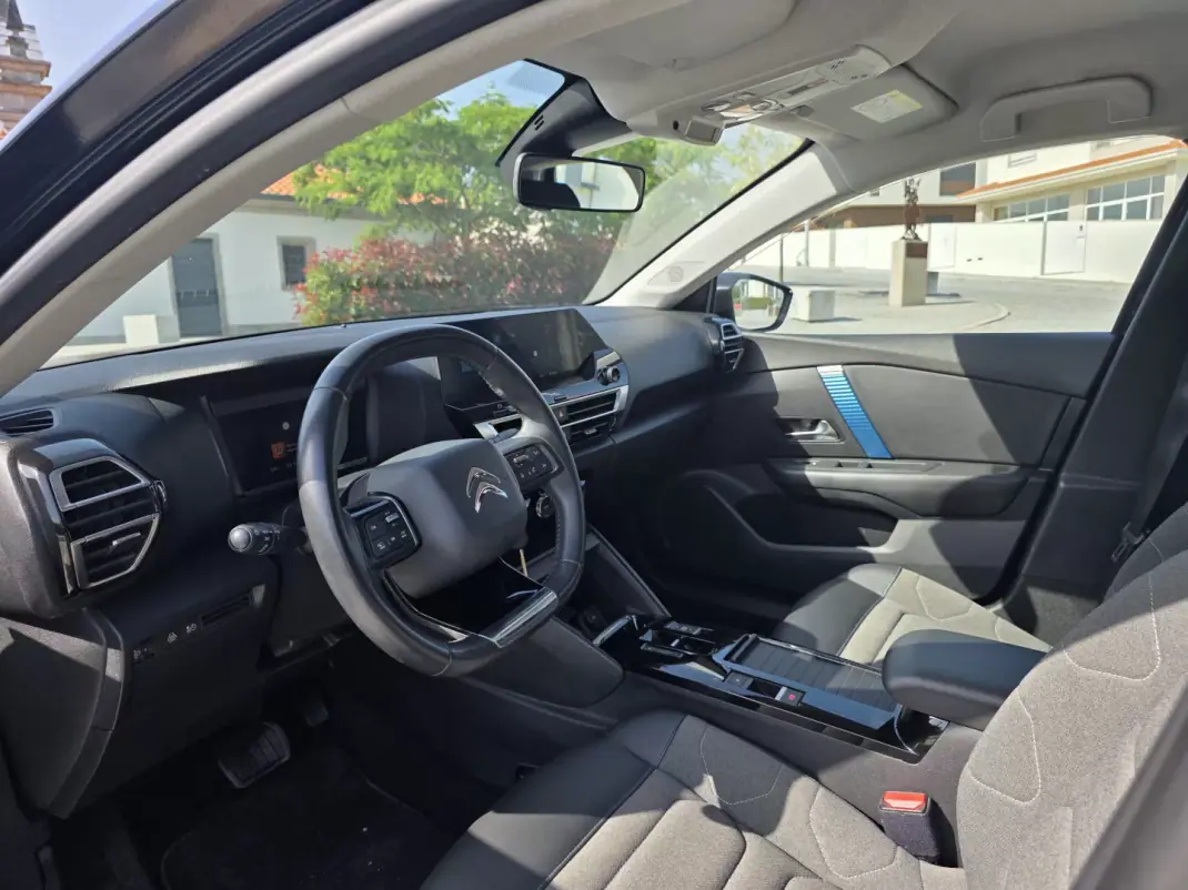 Citroën e-C4 2021 - 16990 EUR, 68500 km - AUTO.MOTO.pt - 68500km - foto 3 de 24