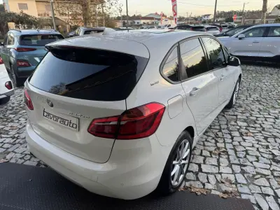 BMW 225xe Active Tourer 2018 - 18900 EUR, 68000 km - AUTO.MOTO.pt - 68000km - foto 7 de 52