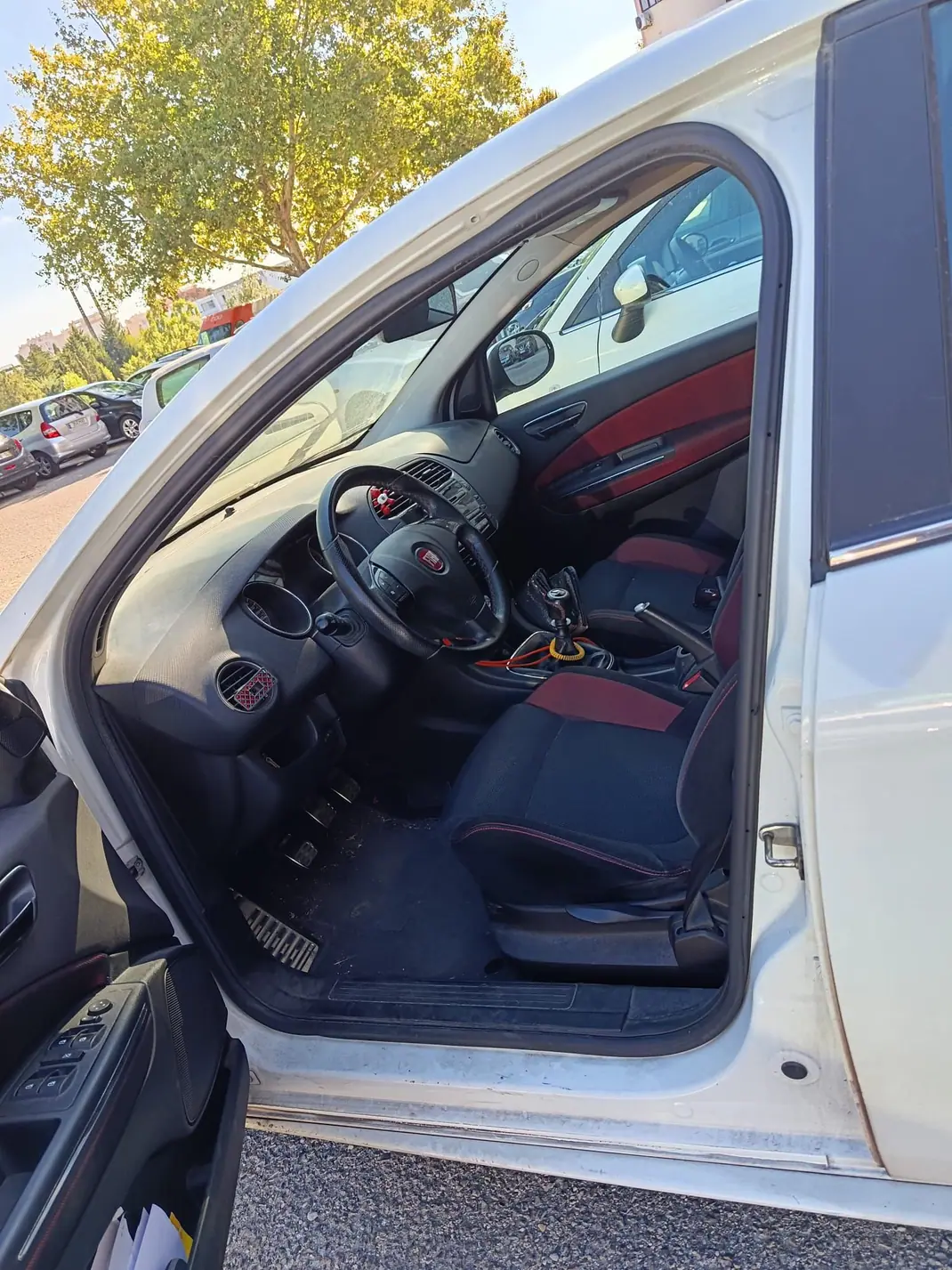 Fiat Bravo 2011 - 3700 EUR, 302000 km - 302000km - foto 4 de 4