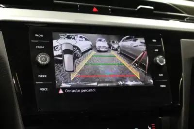 Volkswagen Arteon 2021 - 25400 EUR, 209040 km - AUTO.MOTO.pt - 209040km - foto 35 de 40