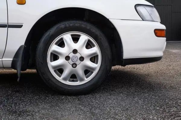 Toyota Corolla 1994 - 3999 EUR, 339582 km - AUTO.MOTO.pt - 339582km - foto 4 de 23