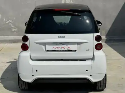 Smart Fortwo Cabrio 2013 - 8550 EUR, 173500 km - AUTO.MOTO.pt - 173500km - foto 11 de 27
