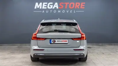 Volvo V60 2023 - 30900 EUR, 128000 km - AUTO.MOTO.pt - 128000km - foto 6 de 30