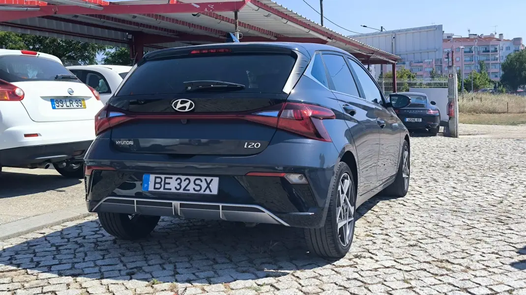 Hyundai i20 2023 - 15950 EUR, 65241 km - AUTO.MOTO.pt - 65241km - foto 4 de 9