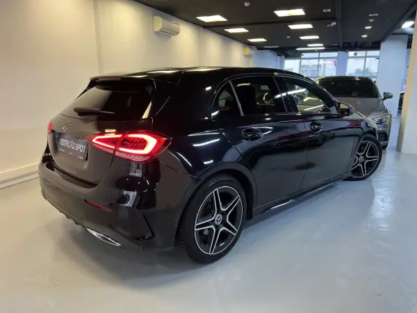 Mercedes-Benz A 180 2017 - 25990 EUR, 160000 km - AUTO.MOTO.pt - 160000km - foto 13 de 38