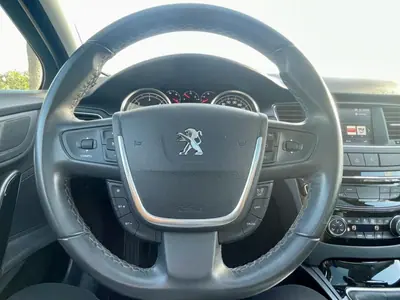Peugeot 508 SW 2018 - 18280 EUR, 88700 km - AUTO.MOTO.pt - 88700km - foto 20 de 30
