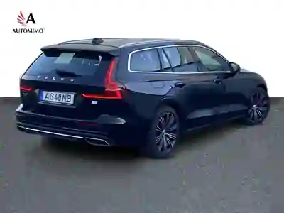 Volvo V60 2021 - 28750 EUR, 61000 km - AUTO.MOTO.pt - 61000km - foto 2 de 11