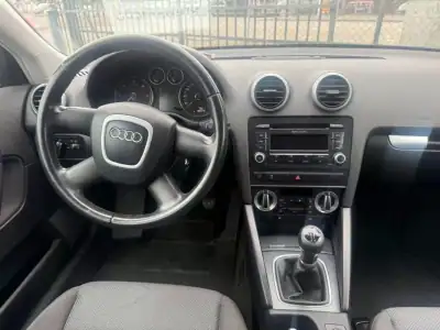 Audi A3 Sportback 2010 - 12250 EUR, 199472 km - AUTO.MOTO.pt - 199472km - foto 10 de 15