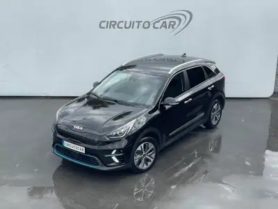 Kia e-Niro 2022 - 22250 EUR, 71631 km - AUTO.MOTO.pt - 71631km - foto 6 de 44