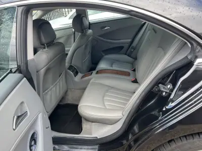 Mercedes-Benz CLS 320 2006 - 17900 EUR, 115600 km - AUTO.MOTO.pt - 115600km - foto 5 de 14