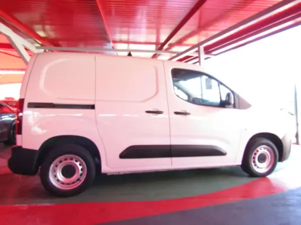 Peugeot Partner 2021 Diesel
